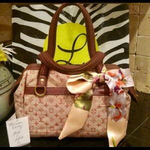 Louis Vuitton Josephine handbag